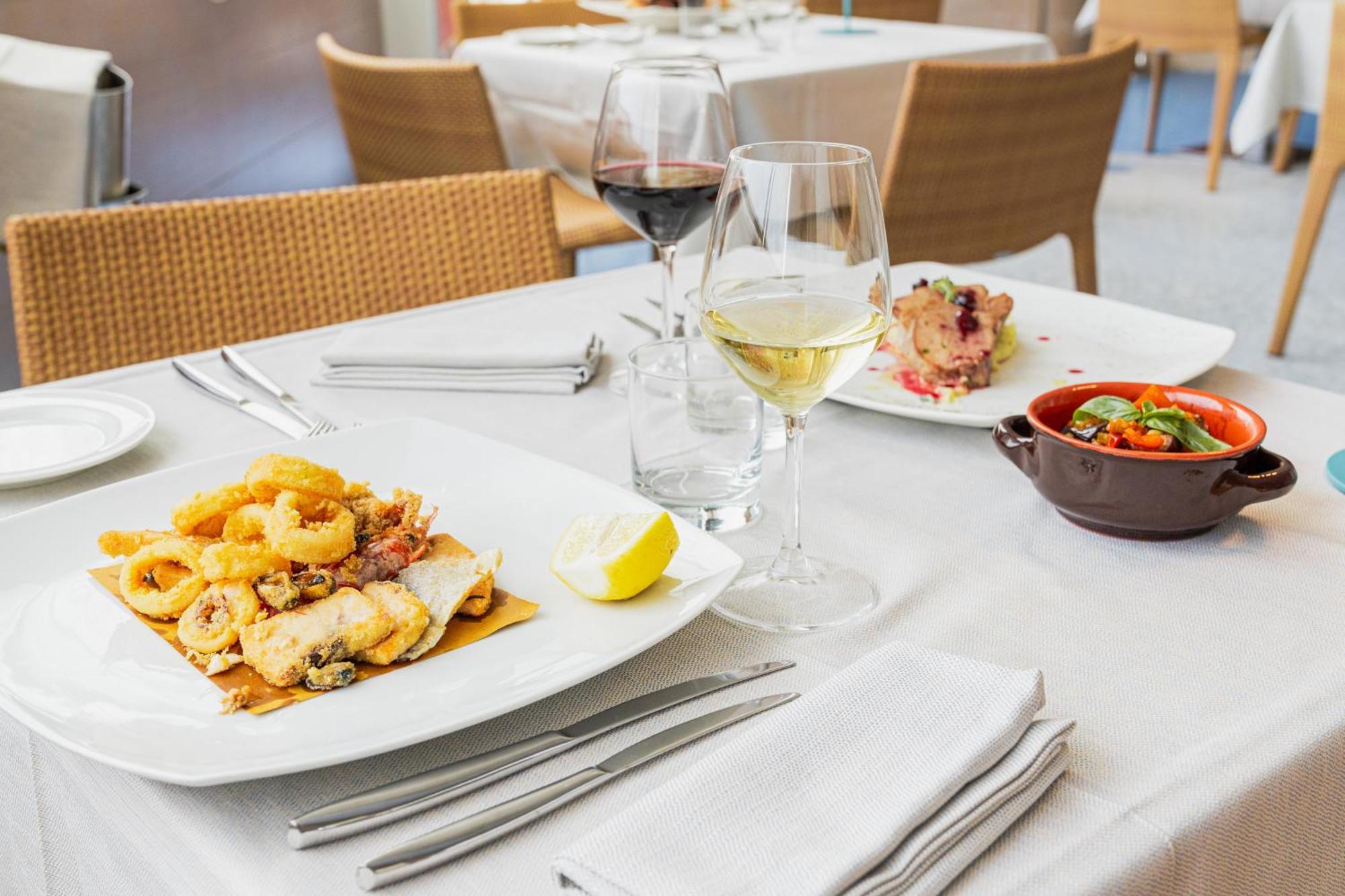 Mercure Olbia Luaran gambar