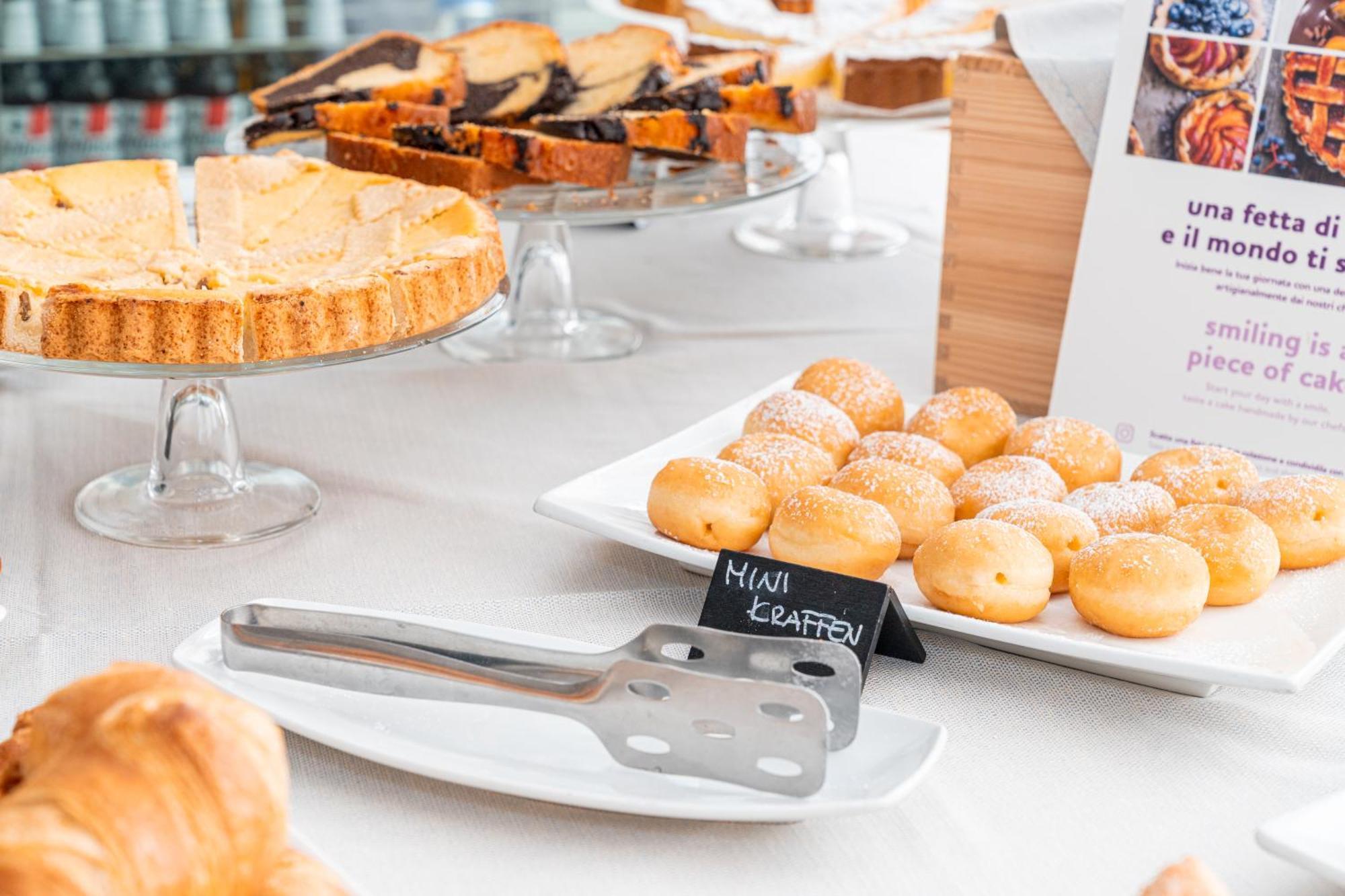 Mercure Olbia Luaran gambar