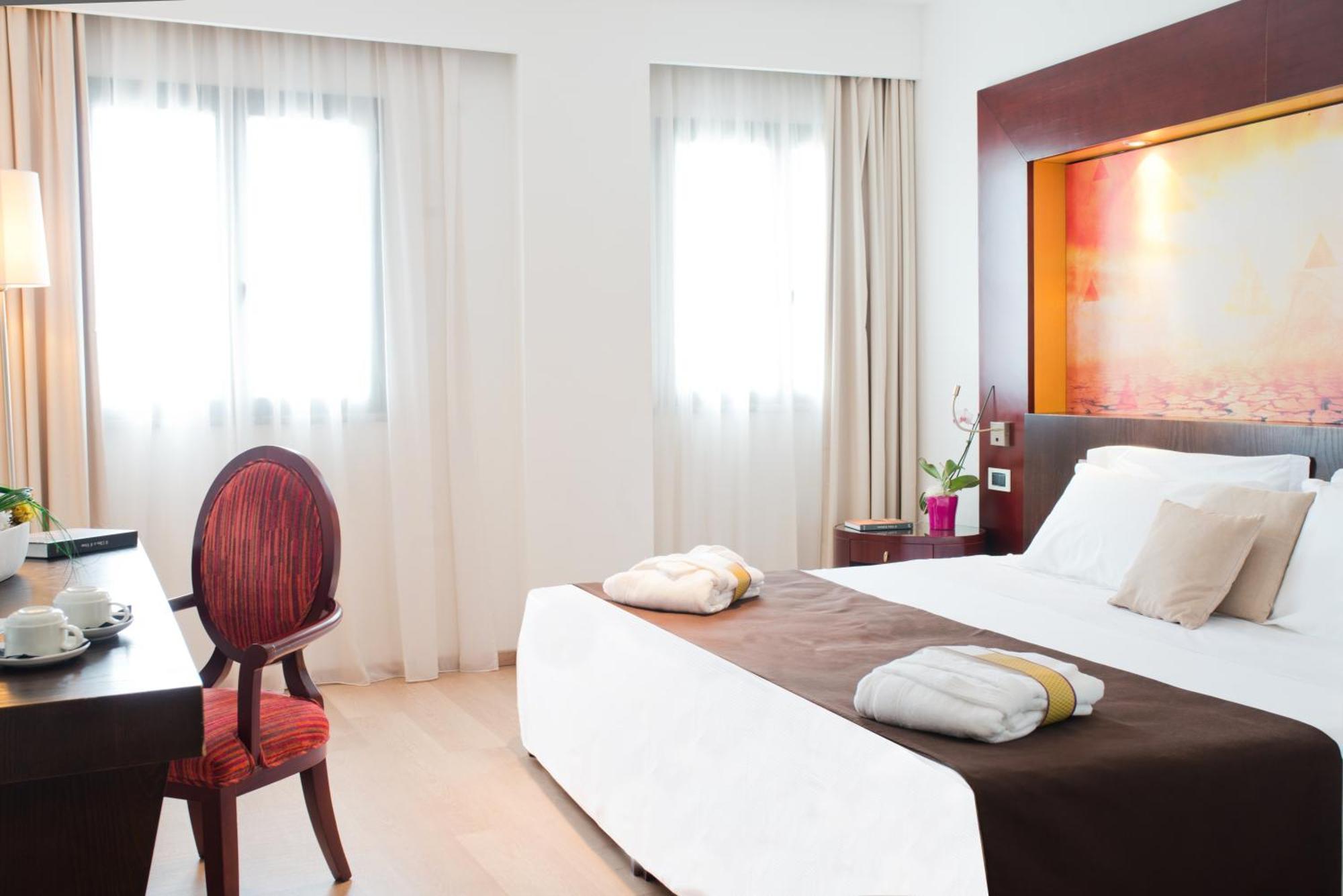 Mercure Olbia Luaran gambar